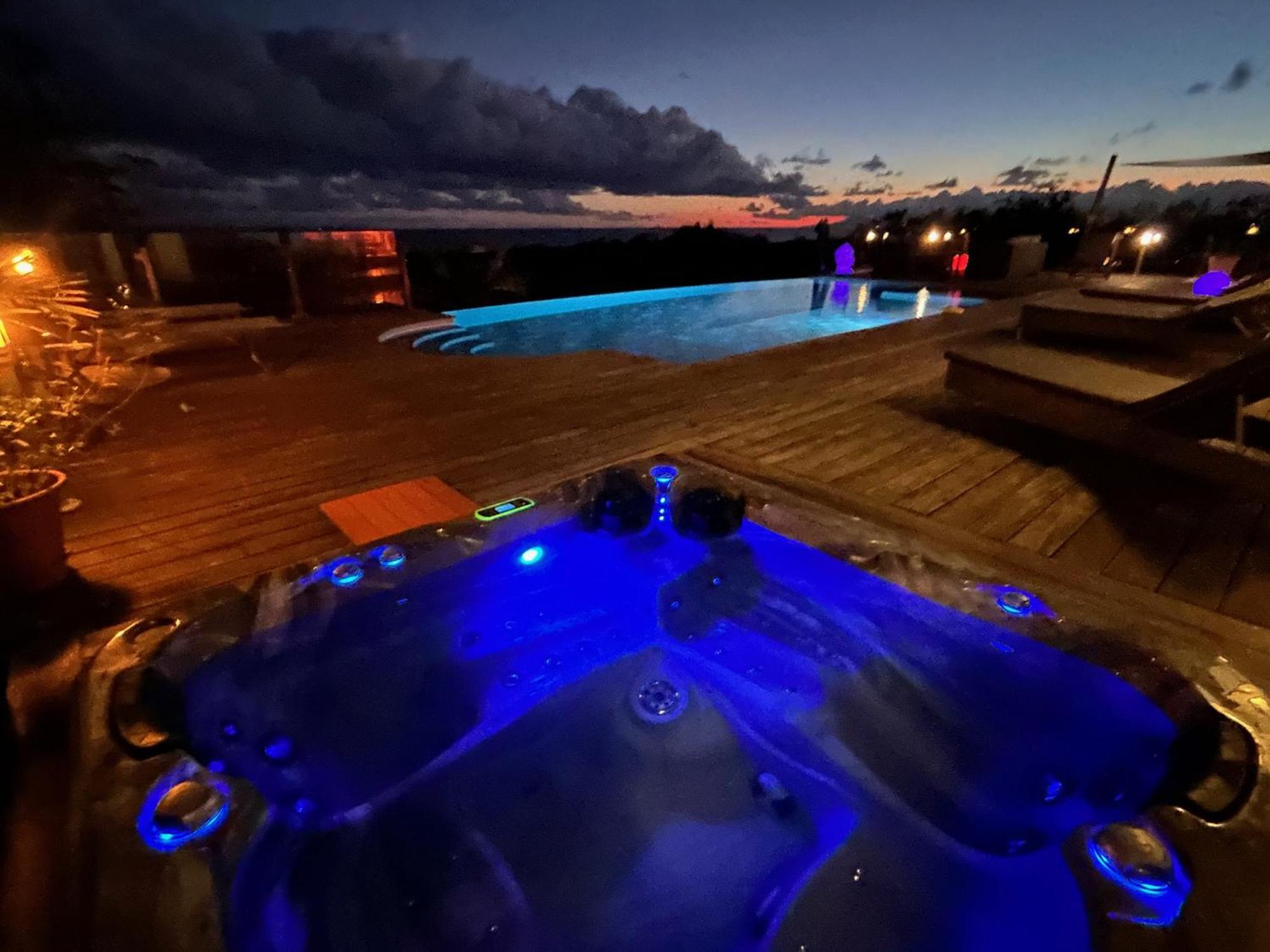 Villa Deluxe L'Hacienda Villa Vue Mer 180 Piscine Jacuzzi Proche Plage Marina Golf Pointe Des Chateaux Et Casino Jardin Clos Voyage Durable Saint-Francois  Ngoại thất bức ảnh
